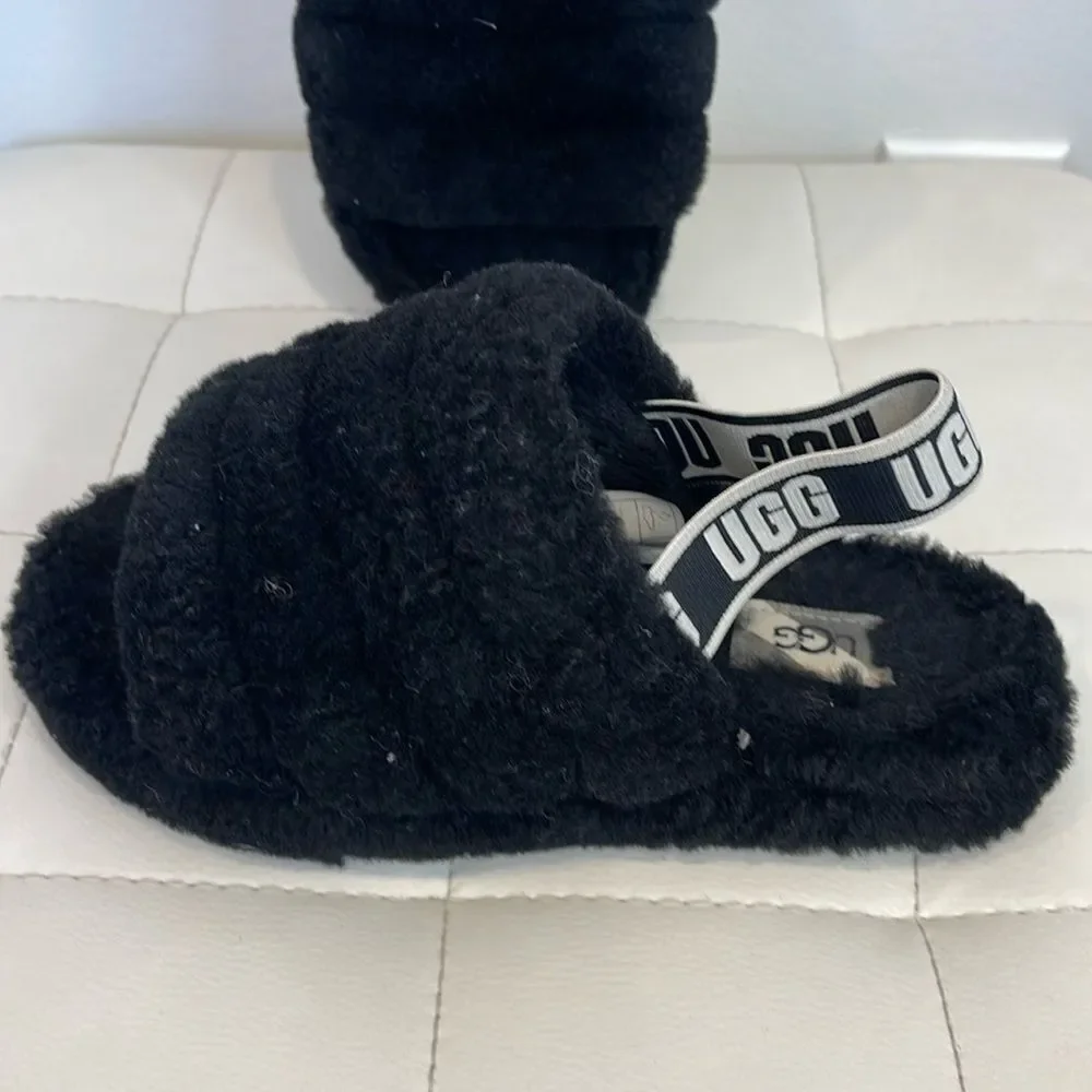 Ugg Black Slippers (1098494K)